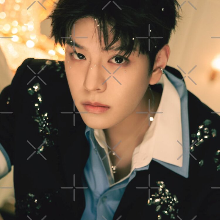 flat750x075f-pad750x750f8f8f8-25.jpg flat750x075f pad750x750f8f8f8 25 - Stray Kids EU Store