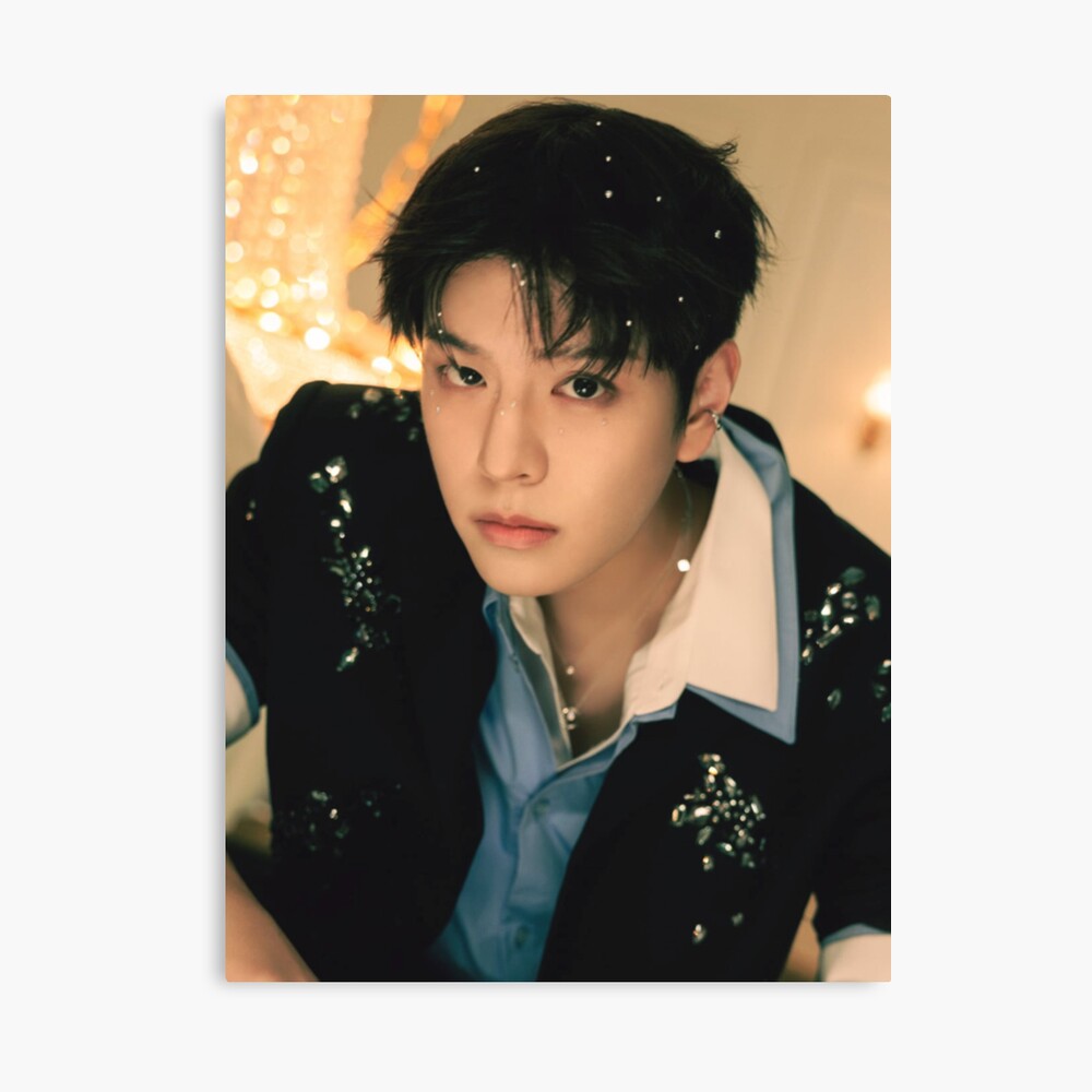 mp840x830mattef8f8f8t-pad1000x1000f8f8f8-5.jpg mp840x830mattef8f8f8t pad1000x1000f8f8f8 5 - Stray Kids EU Store