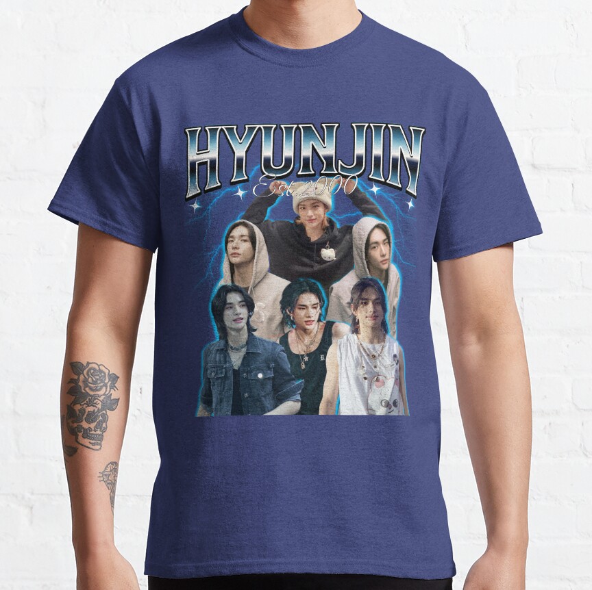 ssrcoclassic_teemens353d774d8b4ffd91front_altsquare_product1000x1000.u1-42.jpg ssrcoclassic teemens353d774d8b4ffd91front altsquare product1000x1000.u1 42 - Stray Kids EU Store