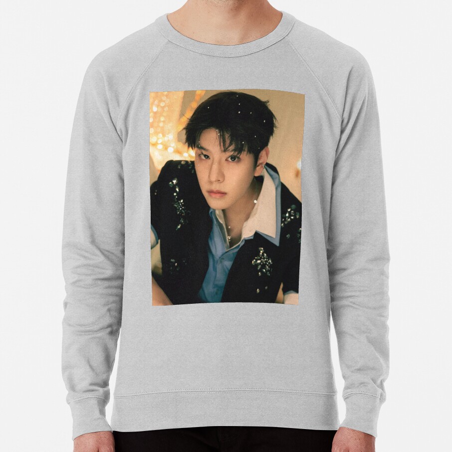 ssrcolightweight_sweatshirtmensheather_greyfrontsquare_productx1000-bgf8f8f8-44.jpg ssrcolightweight sweatshirtmensheather greyfrontsquare productx1000 bgf8f8f8 44 - Stray Kids EU Store