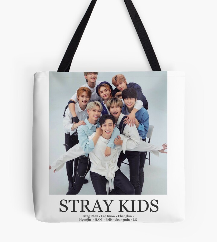 tb1040x1040large-c1198800800-bgf8f8f8.u8-1.jpg tb1040x1040large c1198800800 bgf8f8f8.u8 1 - Stray Kids EU Store
