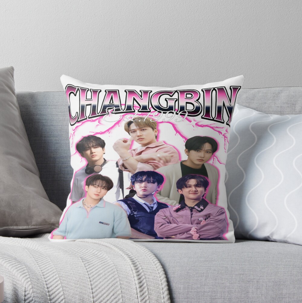 throwpillowsmall1000x-bgf8f8f8-c020010001000-7.jpg throwpillowsmall1000x bgf8f8f8 c020010001000 7 - Stray Kids EU Store