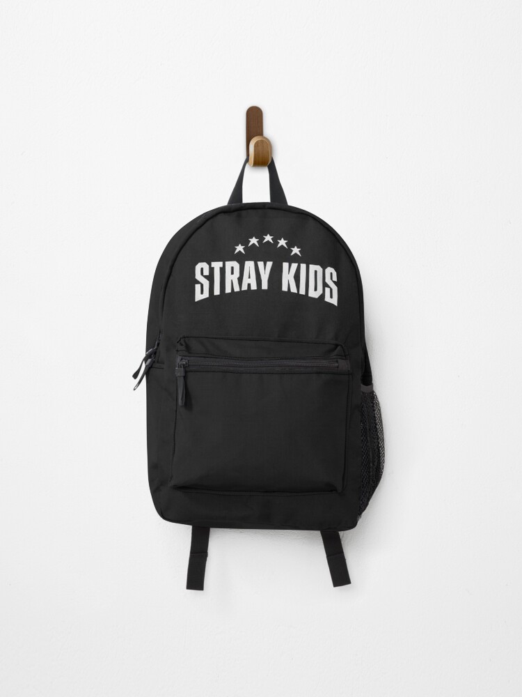 urbackpack_frontwide_portrait750x1000-7.jpg urbackpack frontwide portrait750x1000 7 - Stray Kids EU Store