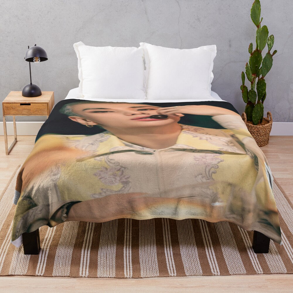 urblanket_large_bedsquarex1000.1u2-14.jpg urblanket large bedsquarex1000.1u2 14 - Stray Kids EU Store