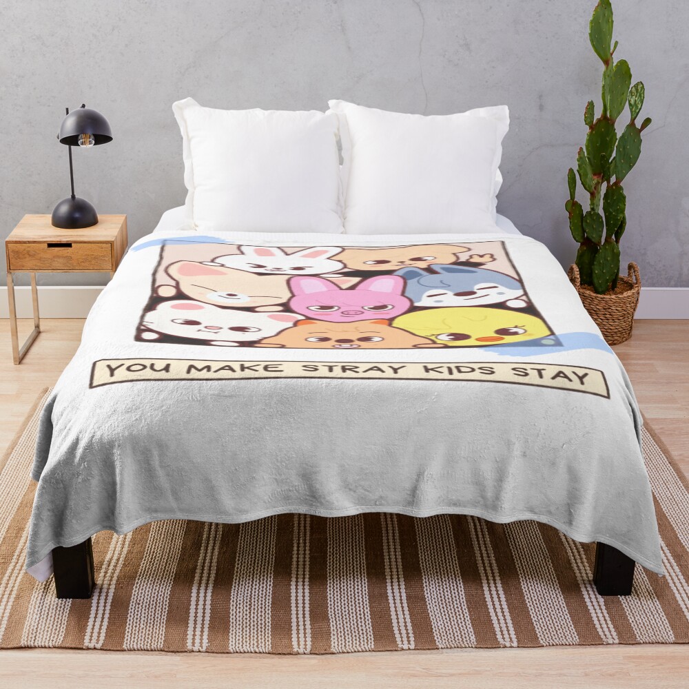 urblanket_large_bedsquarex1000.1u2-26.jpg urblanket large bedsquarex1000.1u2 26 - Stray Kids EU Store