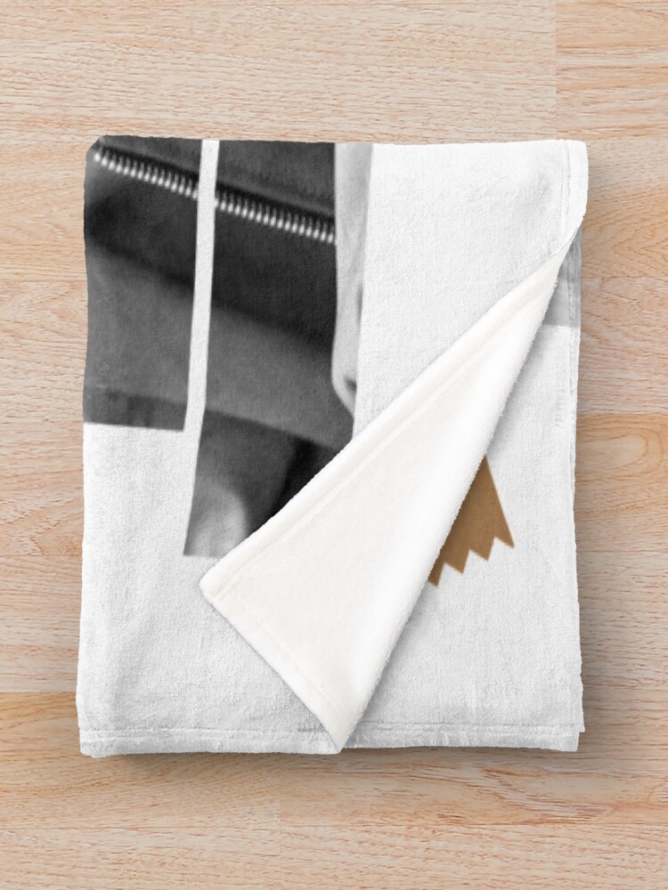 urblanket_medium_foldwide_portraitx1000.1u8-37.jpg urblanket medium foldwide portraitx1000.1u8 37 - Stray Kids EU Store