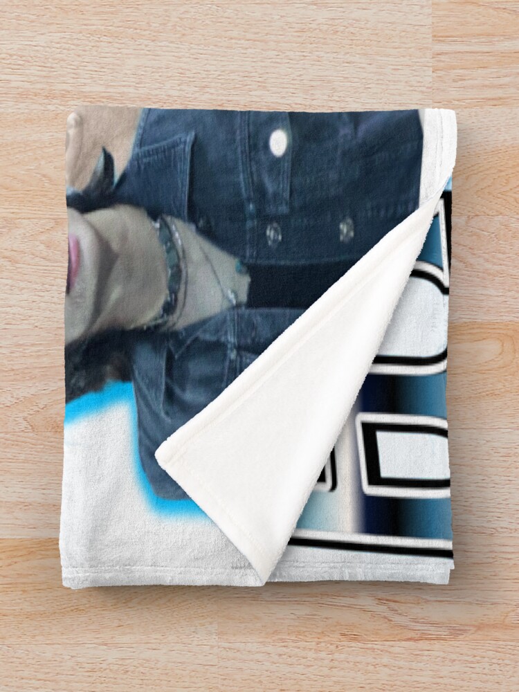 urblanket_medium_foldwide_portraitx1000.1u8-8.jpg urblanket medium foldwide portraitx1000.1u8 8 - Stray Kids EU Store