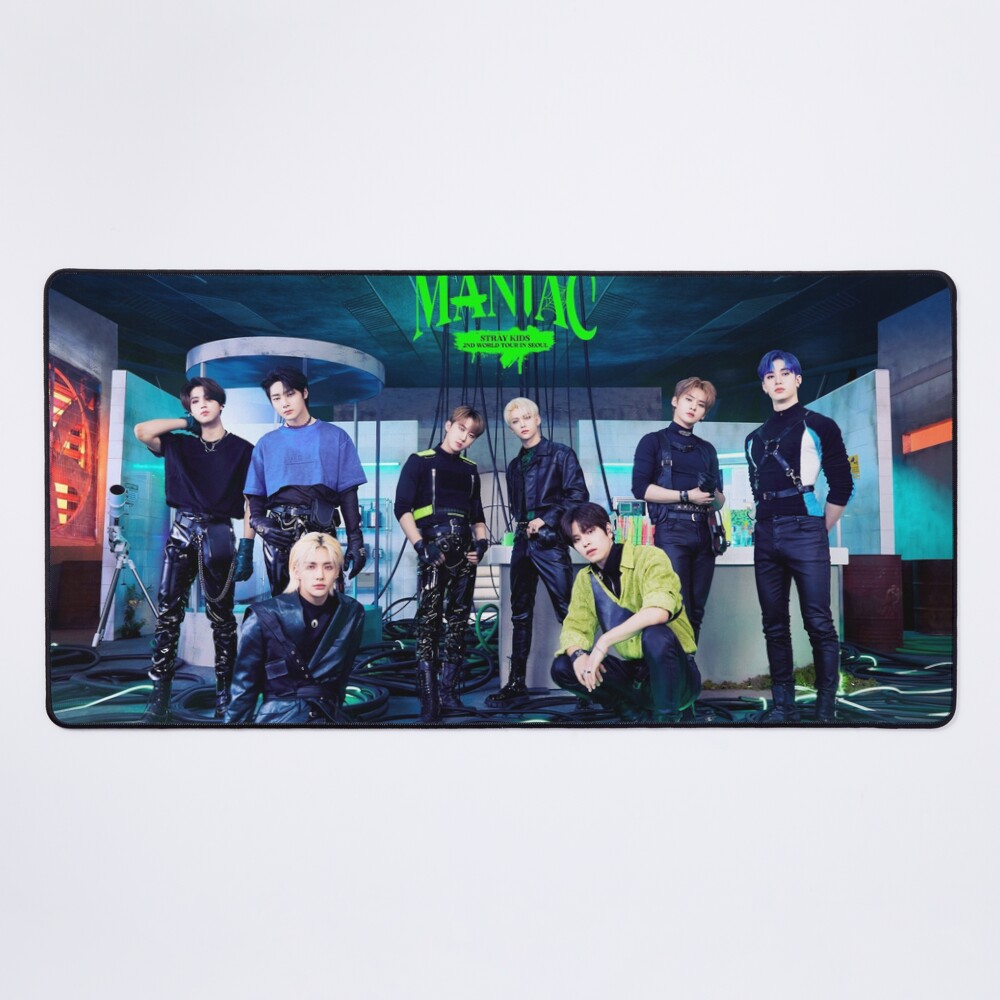 urdesk_mat_flatlaysquare1000x1000-13.jpg urdesk mat flatlaysquare1000x1000 13 - Stray Kids EU Store